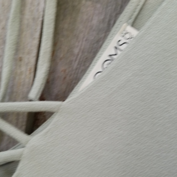 in the city top size large - Picture 3 of 6